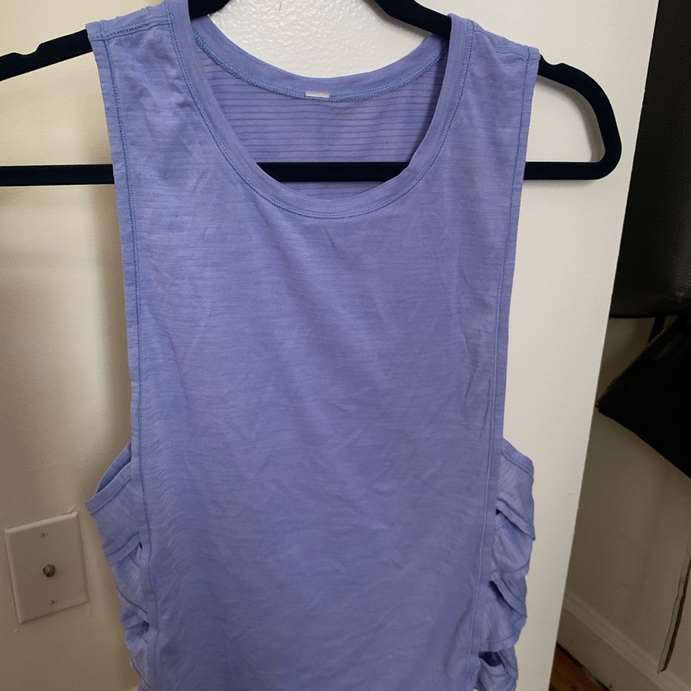 Lululemon lavender criss cross side tank